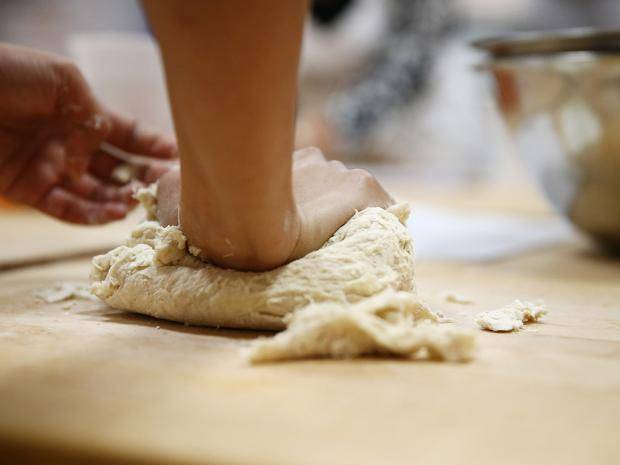 Tips to help you judge the condition of your dough